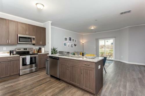Beautiful Decor New Construction Near Airport 5min