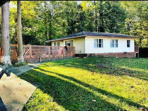 King Size Bed Suite Home In Atlanta