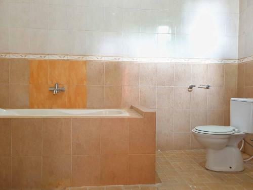 Hotel Homestay E-kost Candi Gebang Redpartner