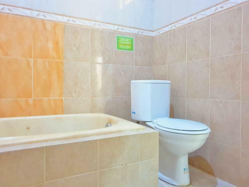 Hotel Homestay E-kost Candi Gebang Redpartner