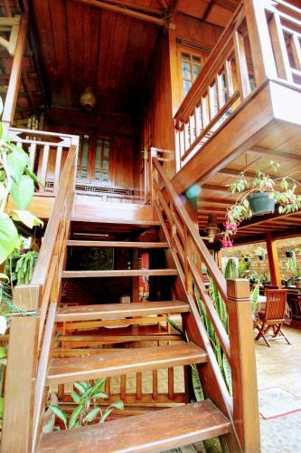 Lodge Oemah Kajoe Lembang