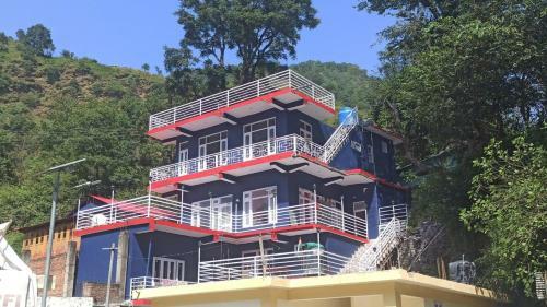 Villa Sadhupul Inn