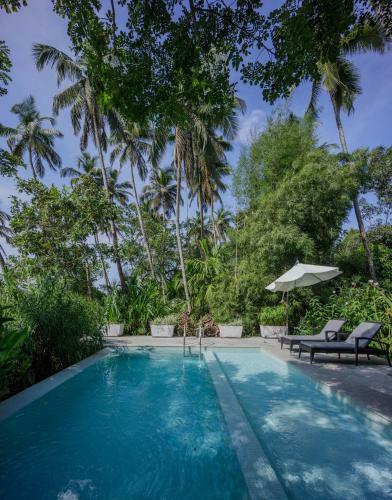 Villa Loto Bianco By Hireavilla, Siolim