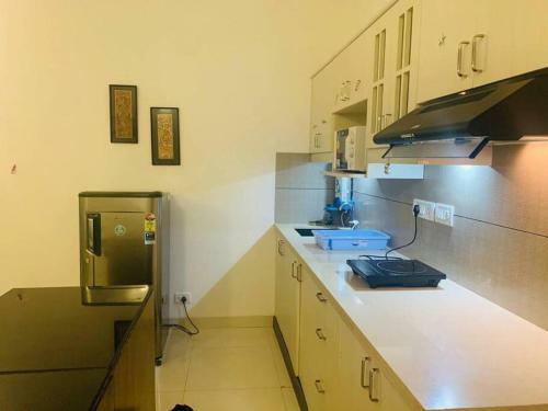 Honeymoon Special Pool-front 1bhk Cozy Apartment