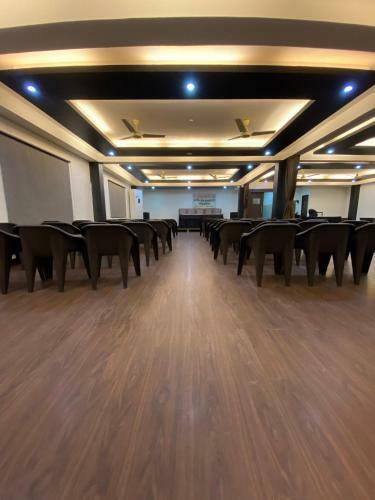 Hotel Aamba Residency