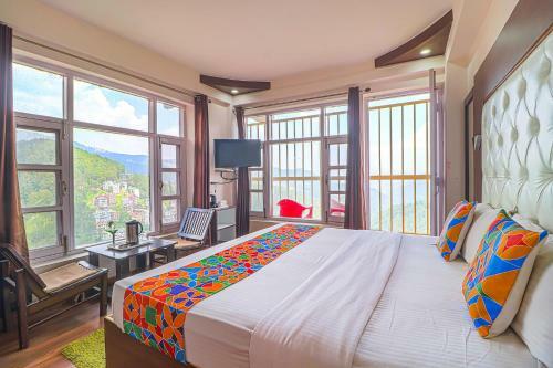 Fabhotel Alpine Hilldon