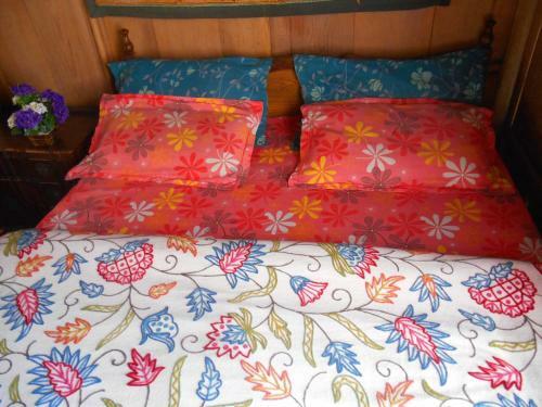 Bed & Breakfast Retreet Group Of Houseboats