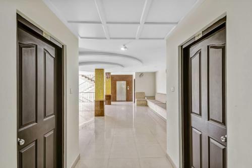 Hotel Oyo 87104 Kalapurackal Residency