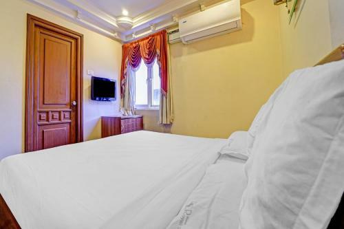 Collection O 83580 Hotel Royal