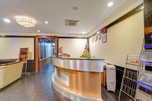 Collection O 83580 Hotel Royal