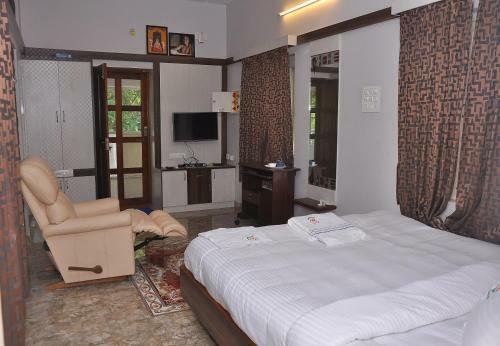 Hotel Sai Ramana Estate