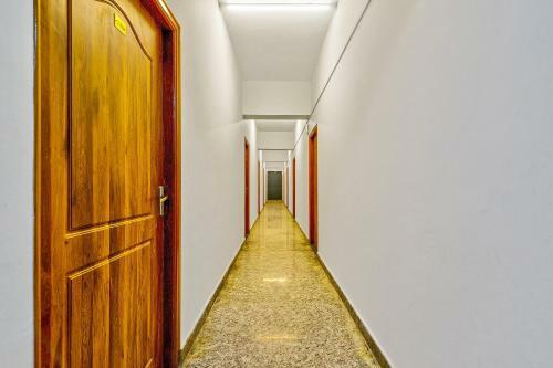 Hotel Silverkey Executive Stays 44127 Thumbay Comforts