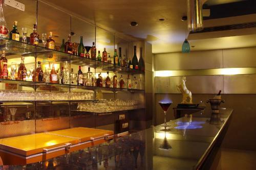 Hotel Dsf Grand Plaza