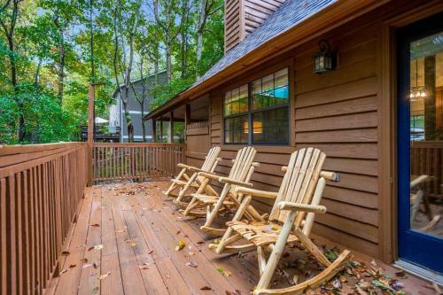 Entire Cozy City Cabin-tvs In Every Room!