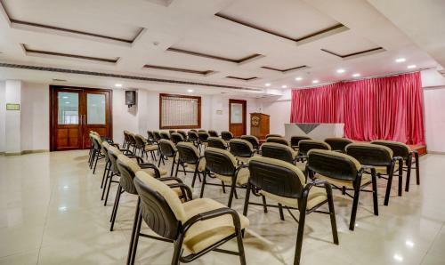 Treebo Trend Central Hotel