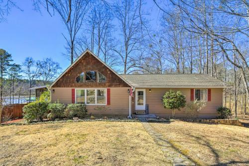 Lakefront Cottage With Boat Slip And Sun Deck!