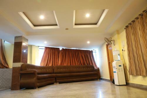 Hotel Sravanthy Inn