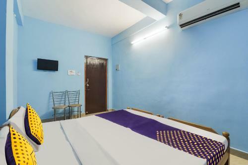 Hotel Spot On 48566 R R Residency