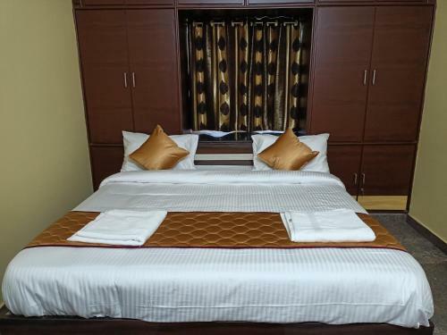 Four Seasons Home Stay