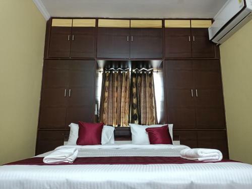 Four Seasons Home Stay