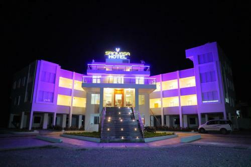 Srinivasa Hotel