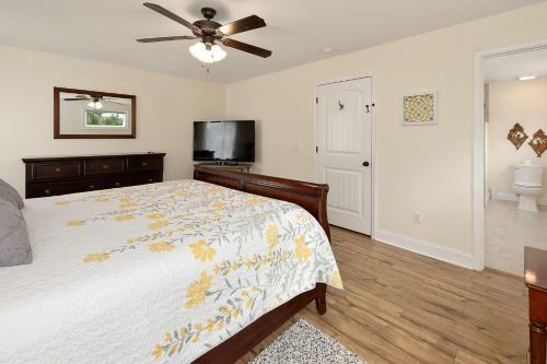 Beautifully Appointed 3 Bed - 2 Bath Cottage In Glynn Haven On St Simons!