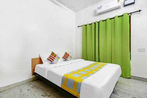 Hostal Oyo Home 66772 Budget Stay Trinity Villa