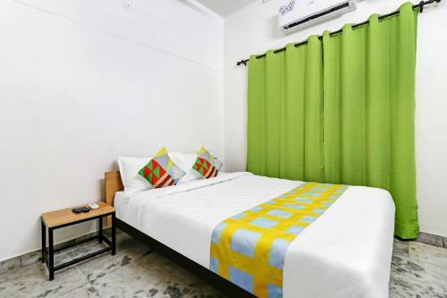 Hostal Oyo Home 66772 Budget Stay Trinity Villa