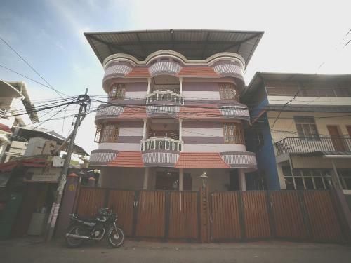 Hostal Oyo 80668 Rinsalayam