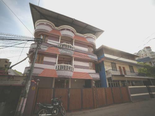 Hostal Oyo 80668 Rinsalayam