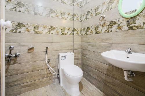 Hostal Oyo Home 38652 Elegant Stay