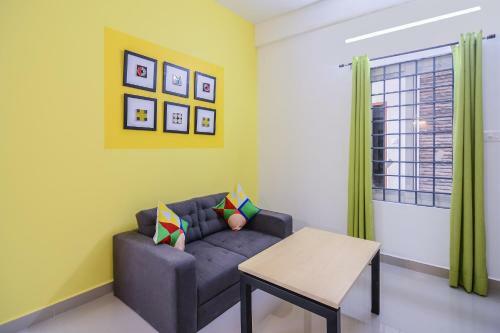 Hostal Oyo Home 38652 Elegant Stay