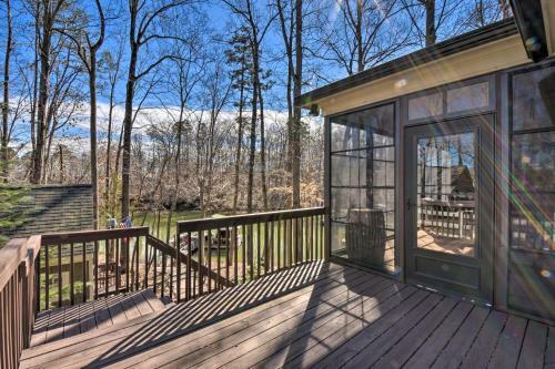 Spacious Lake Hartwell Home With Dock And Views!