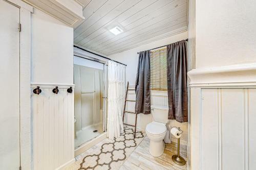 Honey Bear Hideaway