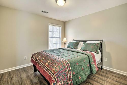 Quiet Home With Private Yard, 26 Mi To Atlanta!