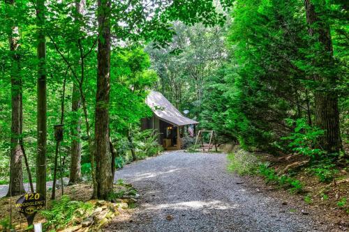 Woodglen Hideaway