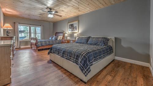 32 Acre Memory Maker By Escape To Blue Ridge