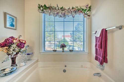 Classic Lithonia Home - Near Golf And Stone Mtn