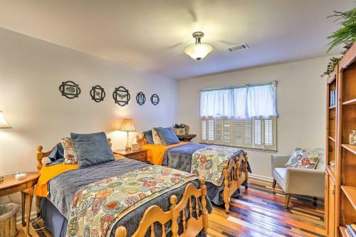 Newnan Cabin With Pavilion Near Serenbe Trails!