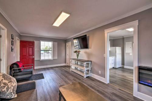 Apartamento Updated Trenton Apt With Balcony And Town Views!