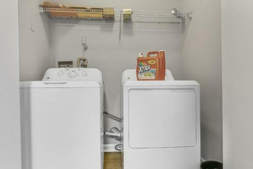 Apartamento Oasis Getaway!!! Only Miles From Atl & Attractions Apts