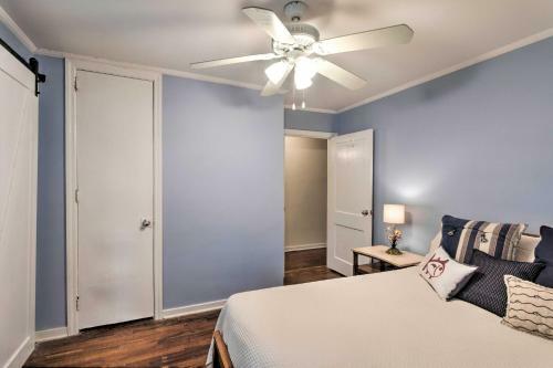 St Simons Island Cottage About 1 Block Walk To Beach!