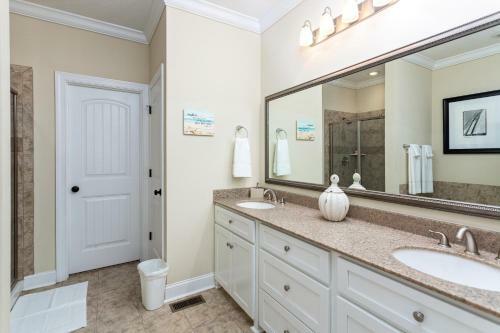 Beautiful Reserve Townhouse - Fletc Welcome!