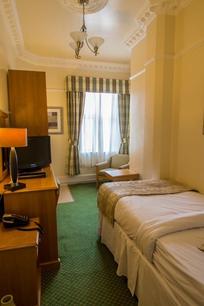 A Park View Hotel