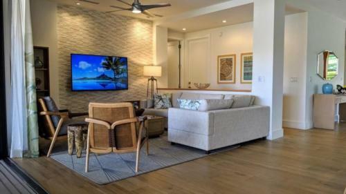 Maui Westside Presents - Luana Garden Villas 18c