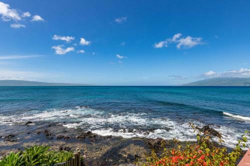 Napili Ocean Front House 43 Home