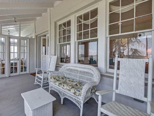 Riverlodge Lower