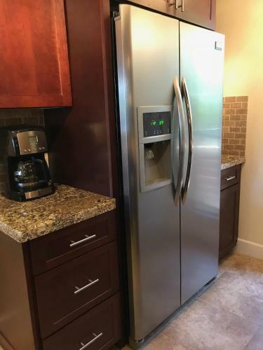 Apartamento Spacious & Modern Maui Condo Steps To The Beach!