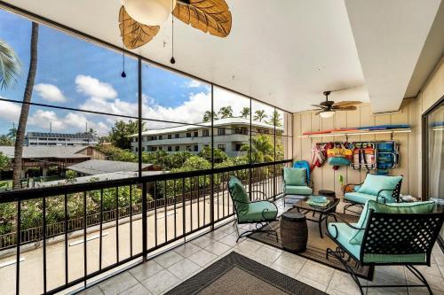 Kona Plaza 215
