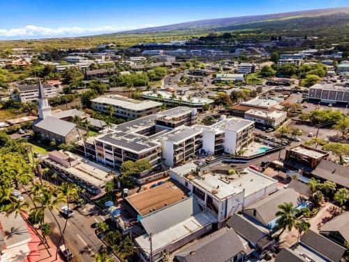 Kona Plaza#113